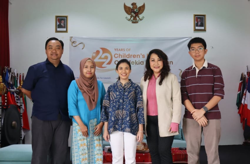 Siapkan Siswa Hadapi Dunia Kerja AI: Keterampilan Global Kunci!