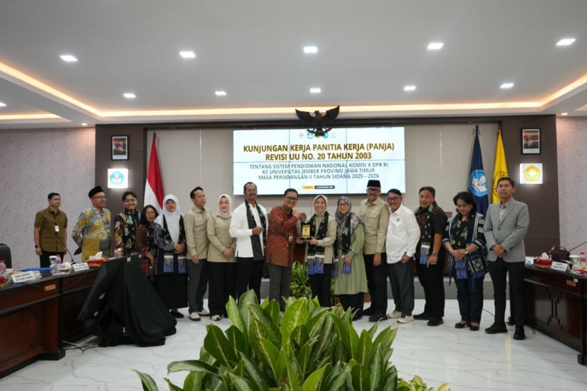 Revisi UU Sisdiknas: Komisi X DPR Kunker ke UNEJ Cari Masukan