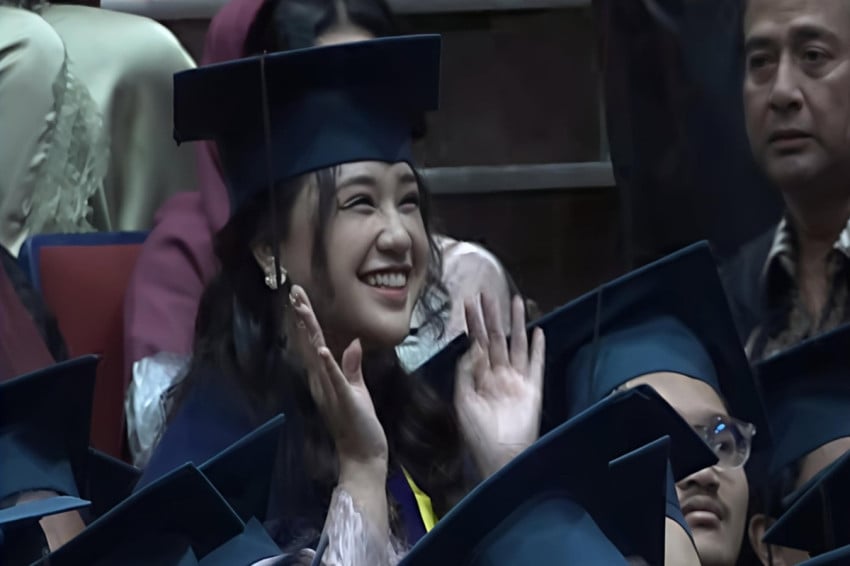 Kisah Inspiratif Ellana ITB: Lulusan Berprestasi & Aktif Organisasi