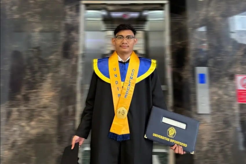 Kisah Mahasiswa Undip Lulus Cum Laude: Z, Inspirasi di Tengah Tantangan