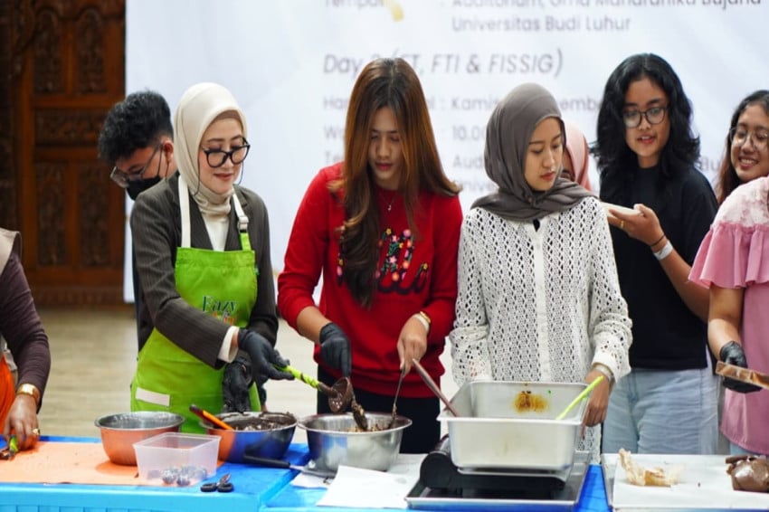 Sweetpreneur Journey UBL: Ubah Passion Jadi Bisnis Cokelat!