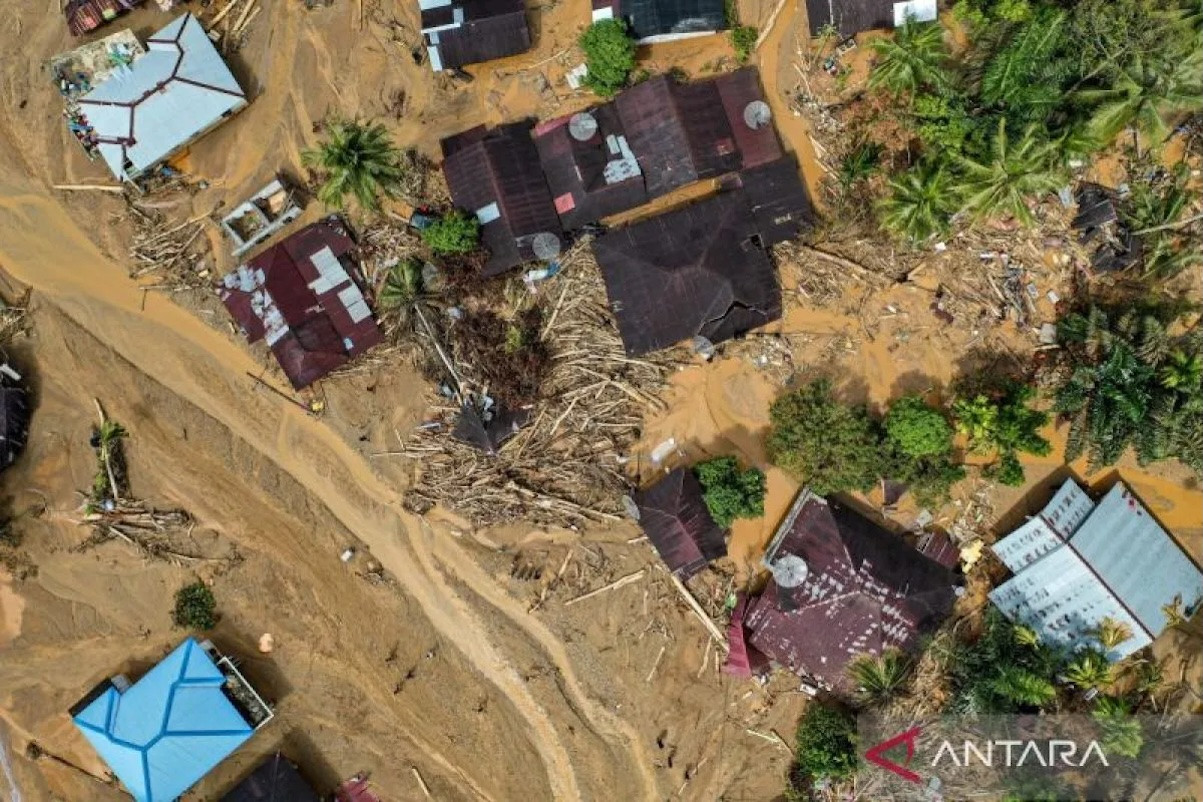 Unnes Semarang: Komitmen Mengatasi Dampak Banjir Sumatra