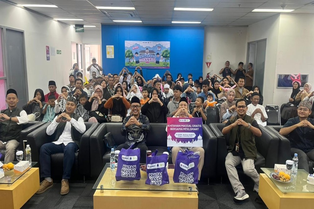 Khitanan Massal XLSMART Sejahtera untuk Mustahik